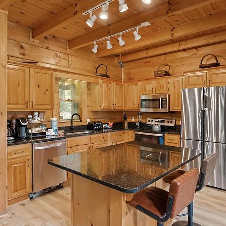 Mountain View 5 Bdrm Gatlinburg Cabin Near Downtown Arts Exterior foto