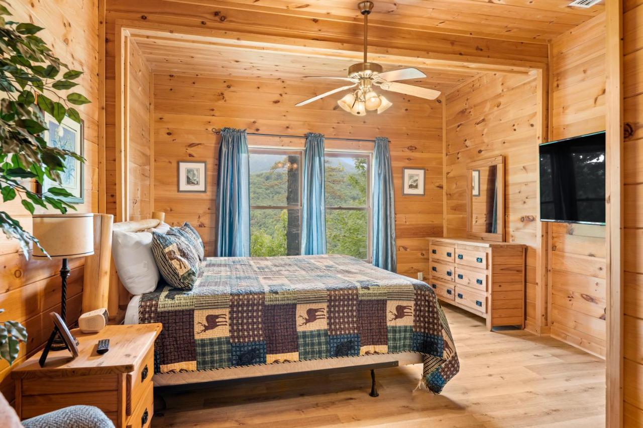 Mountain View 5 Bdrm Gatlinburg Cabin Near Downtown Arts Exterior foto