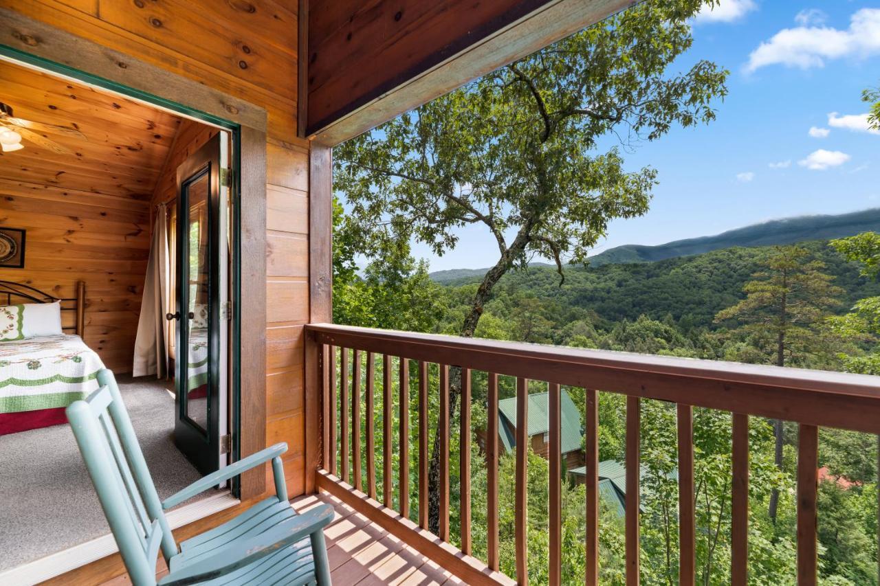 Mountain View 5 Bdrm Gatlinburg Cabin Near Downtown Arts Exterior foto